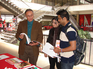 08. Professor Lorenzo Cano talks to students interested in the Mexican-American Studies minor