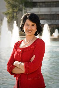 Official Portrait #3 President Renu Khator