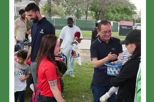 UHPD Hosts Annual Egg Hunt