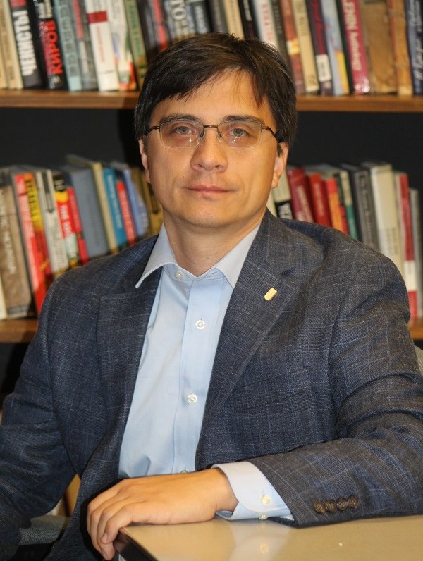 dr-golubev-for-cms.jpg