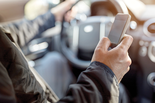 Tips to Avoid Distracted Driving
