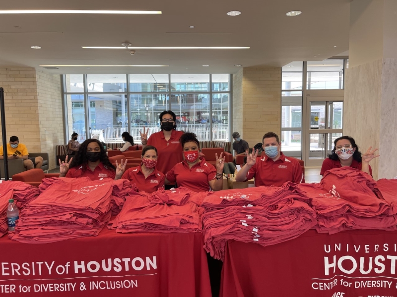 #IAMUH Tshirt Swap Volunteers