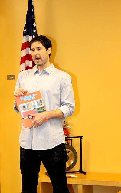 Matt de la Peña