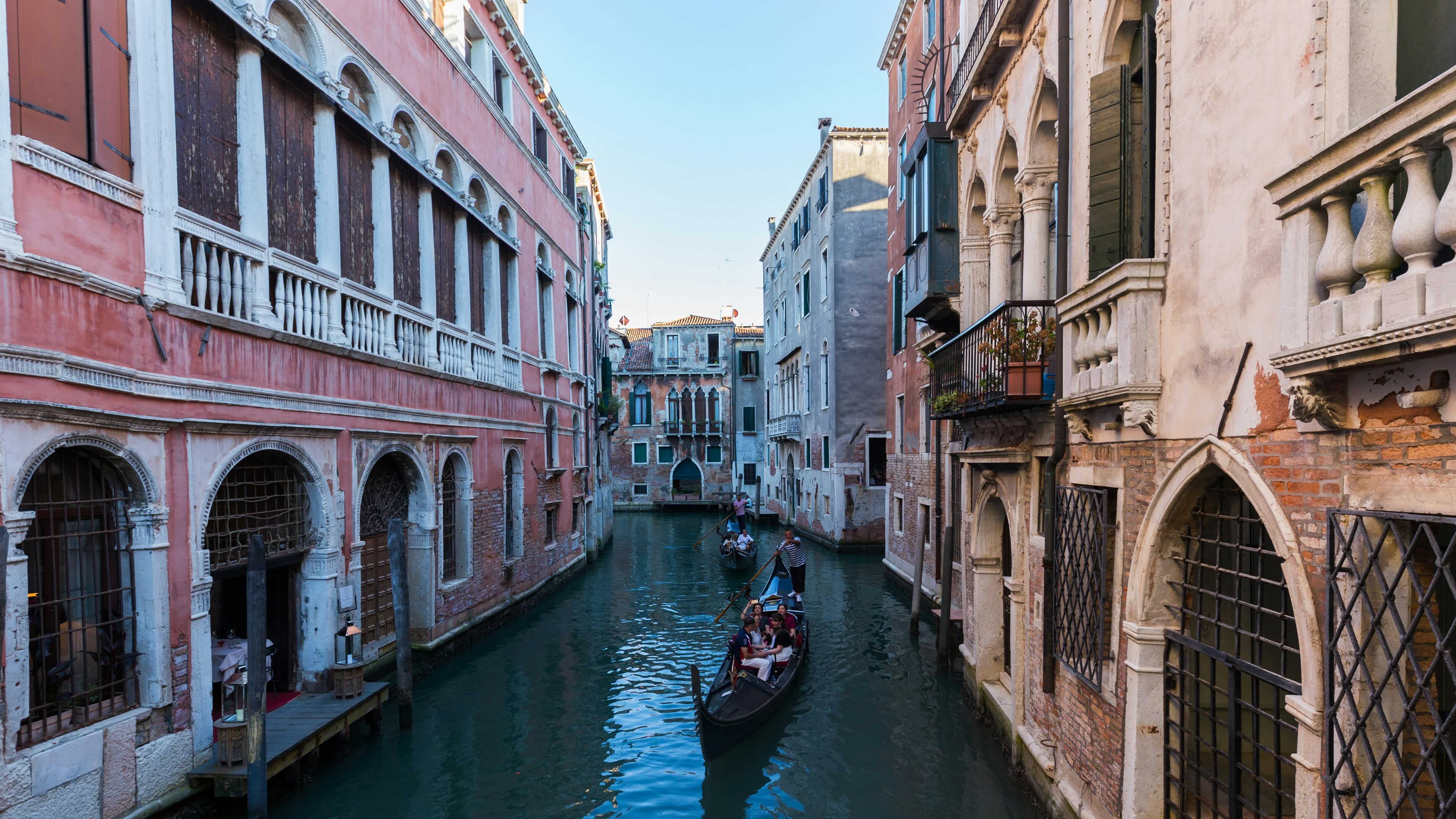 gondola in italy