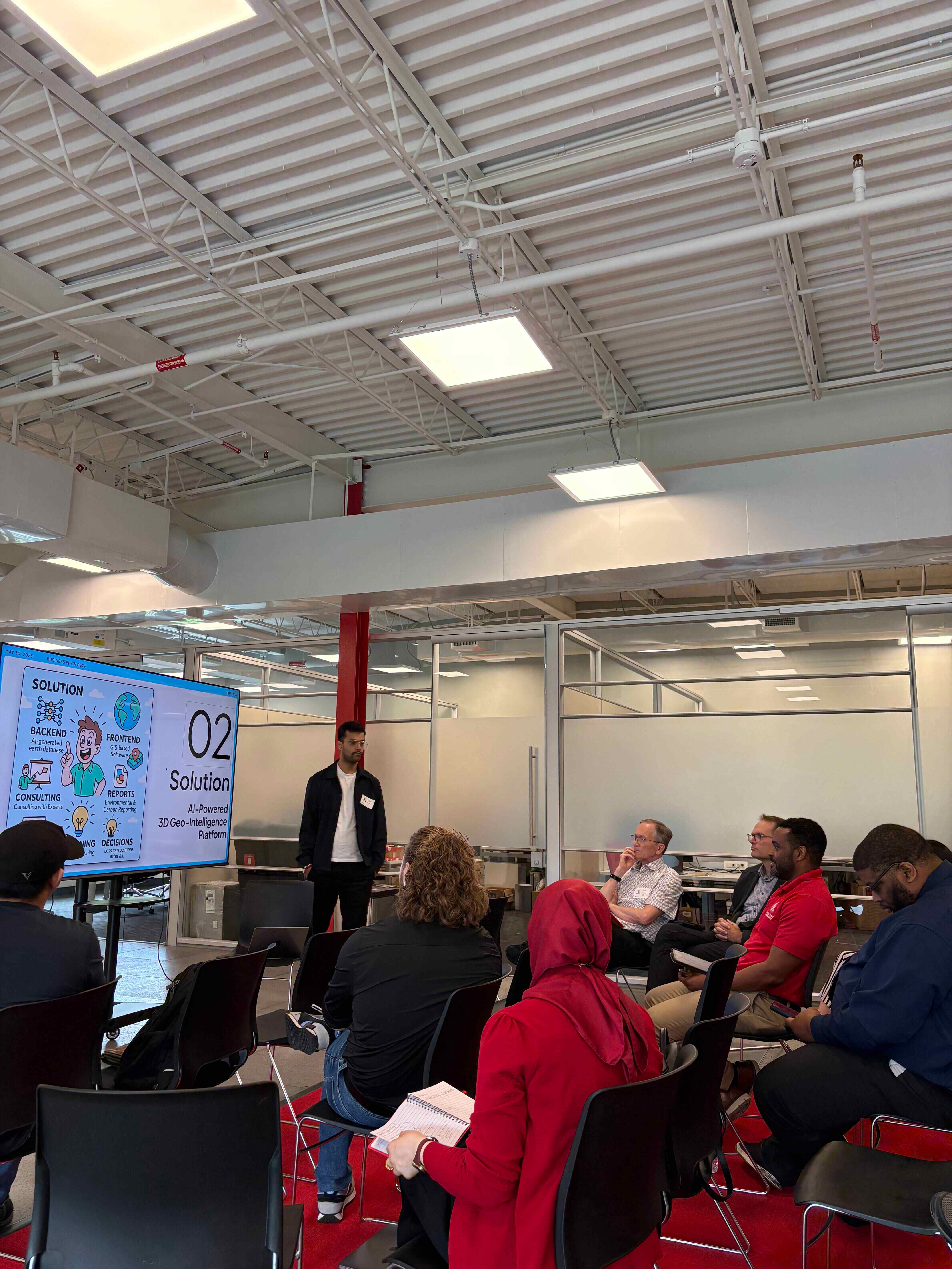 Startup mentor Wade Pinder gives the cohort tips on product management