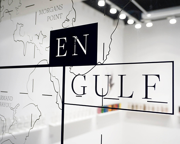 En/Gulf exhibition window