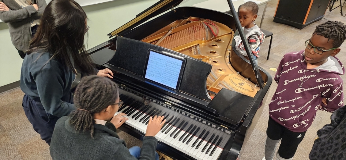 a group piano class at the University of Houston