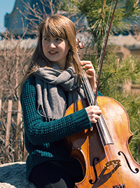 Photo of Hannah MacLeod