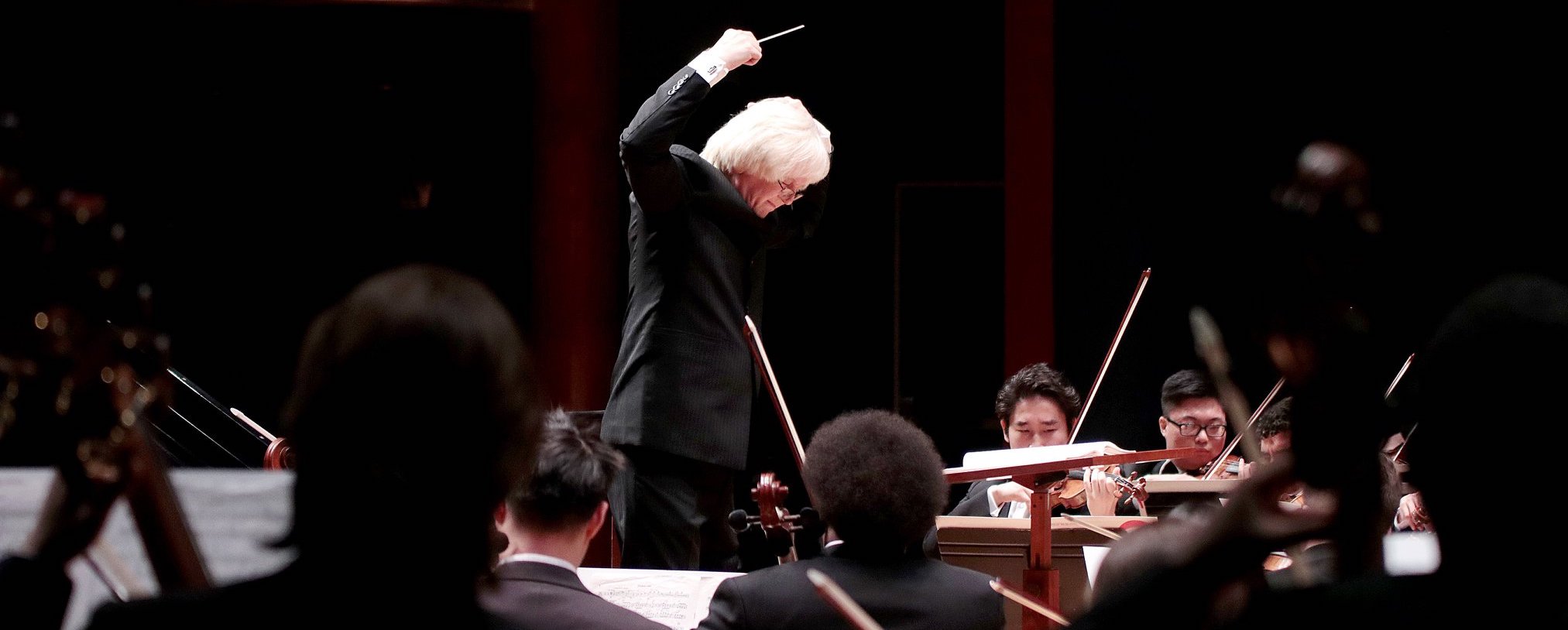 franz krager conducting the tmf orchestra