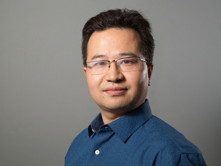 Zheng Chen Zheng Chen