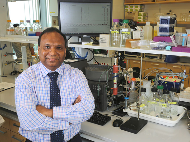 University of Houston College of Pharmacy chemist Joydip Das University of Houston College of Pharmacy chemist Joydip Das