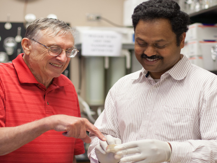 George Fox and Madhan Tirumalai - Bacteria Spores in Space