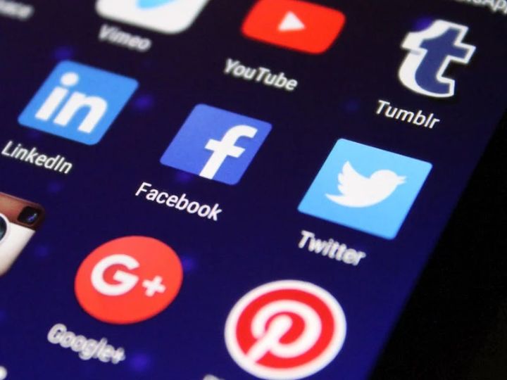 Social media Social media