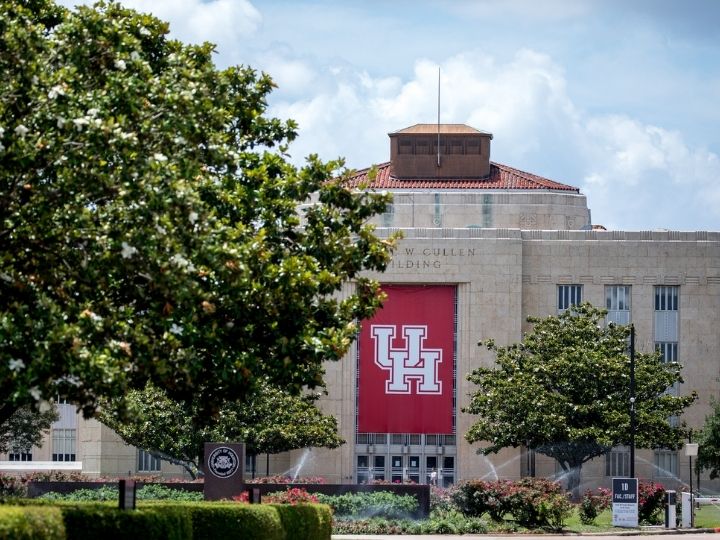 UH campus UH campus