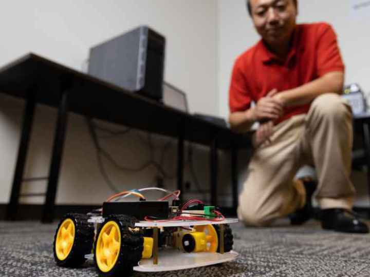 Photo of small robotic car – looks like a toy