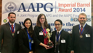 2014 UH team members from left: Travis Tillman, Fabiola Ruiz, Katherine Tilghman, Luan Nguyen, and David Wearden.