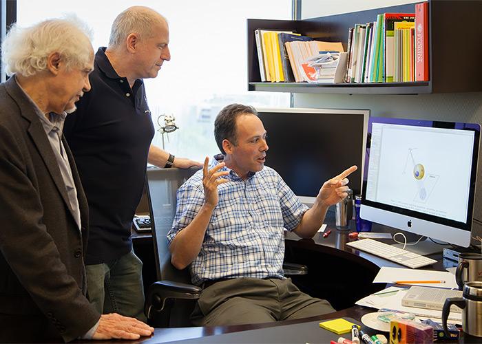 Mathematics faculty members Robert Azencott, Bernhard Bodmann and Demetrio Labate are collaborating on a region-of-interest CT project that aims to reduce X-ray exposure in patients.