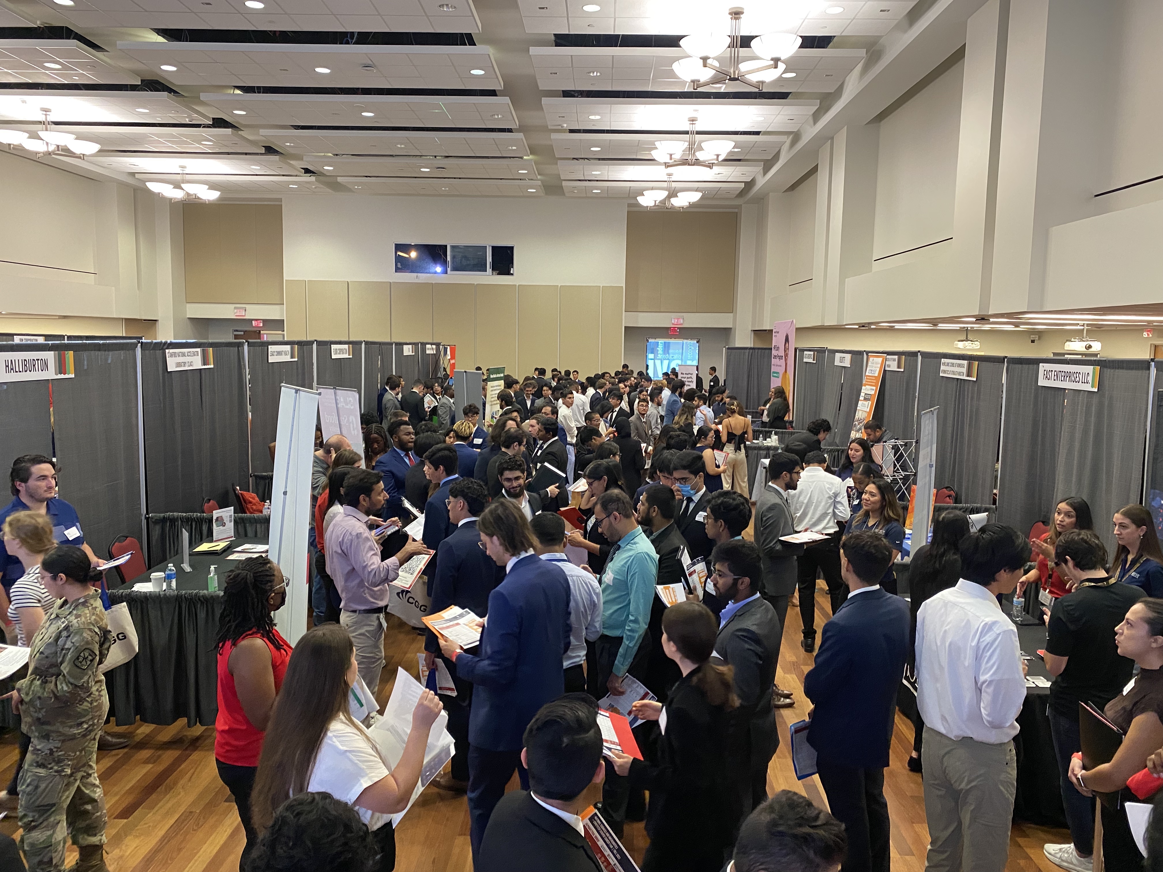 /nsm/math/news-events/stories/2023/nsm-career-fair/25th.jpg