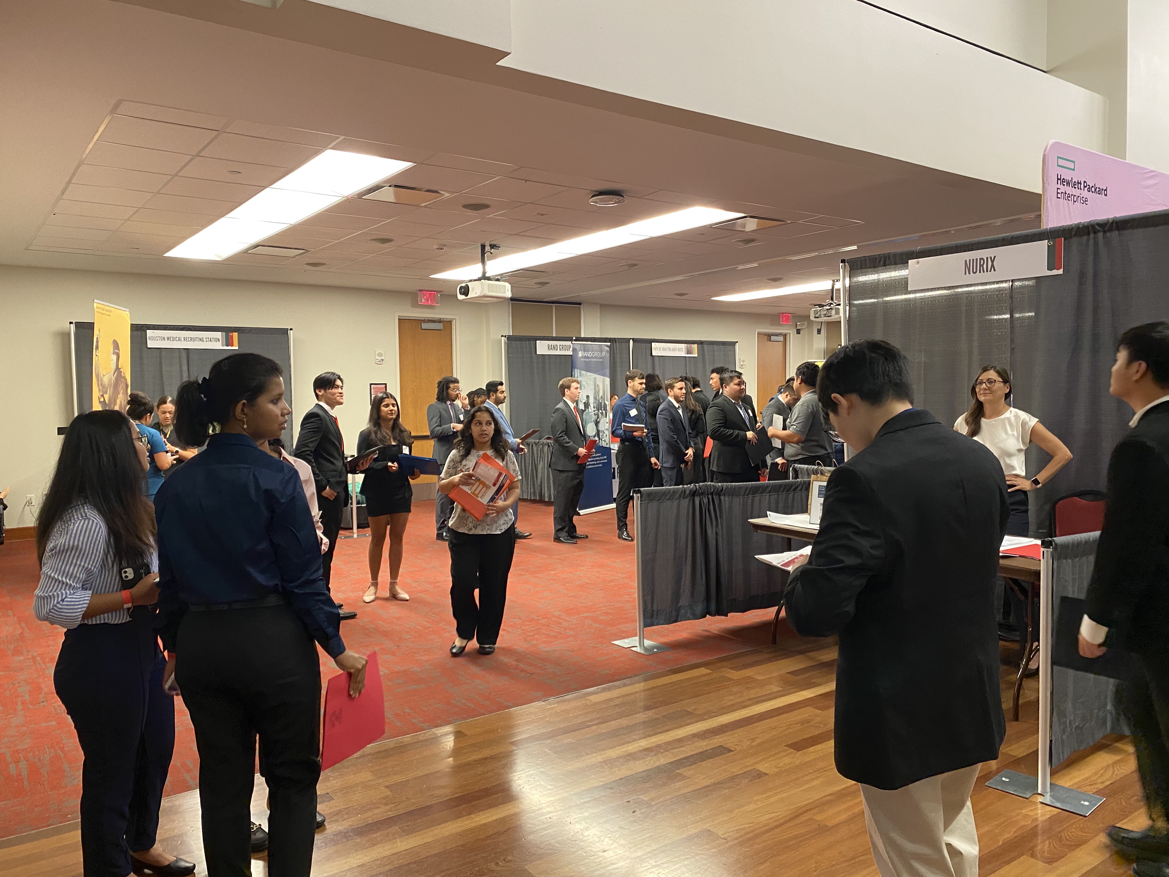 /nsm/math/news-events/stories/2023/nsm-career-fair/3rd.jpg