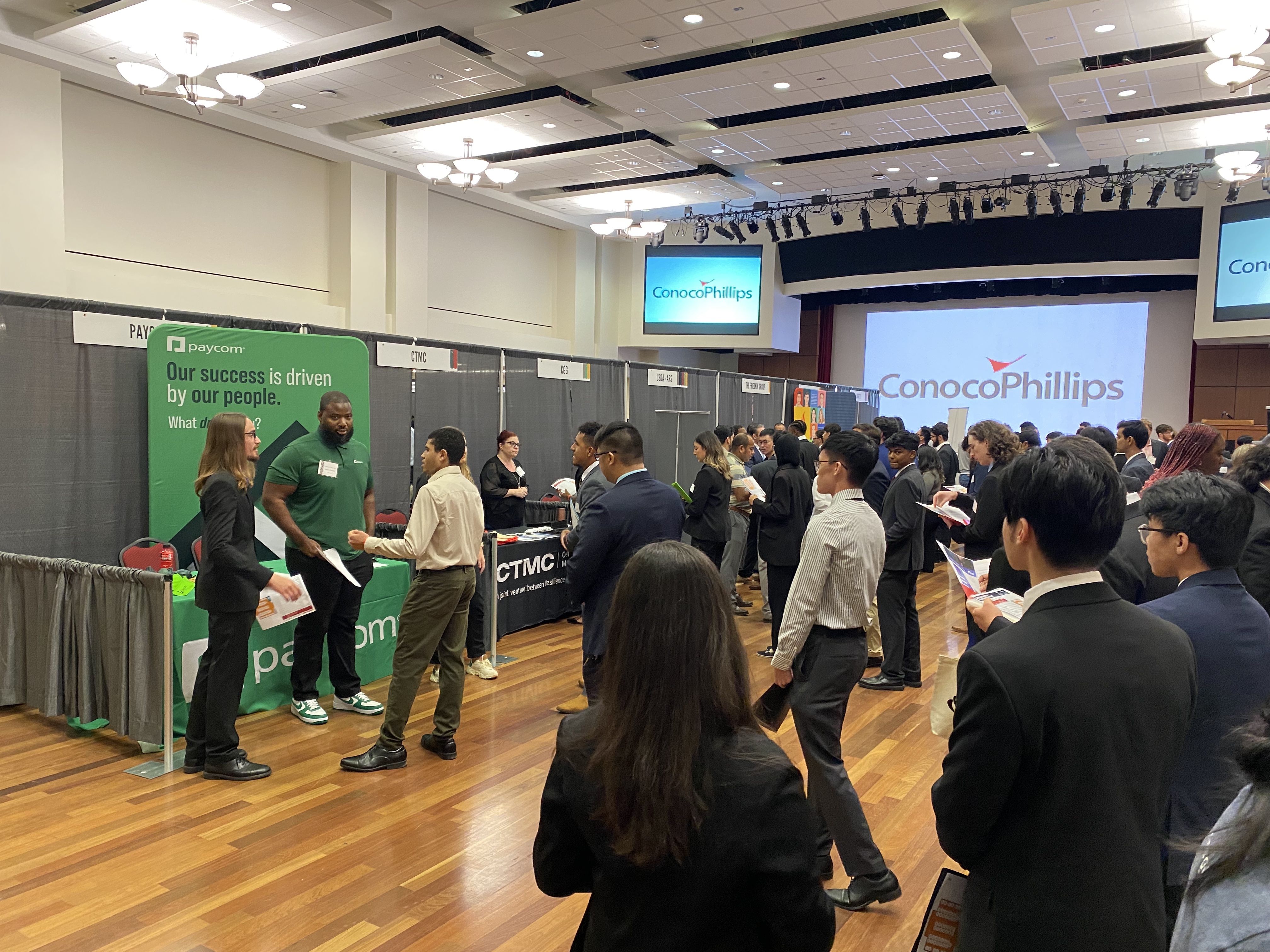 /nsm/math/news-events/stories/2023/nsm-career-fair/9th.jpg