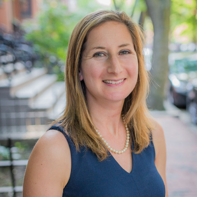 Tamara Baer Headshot