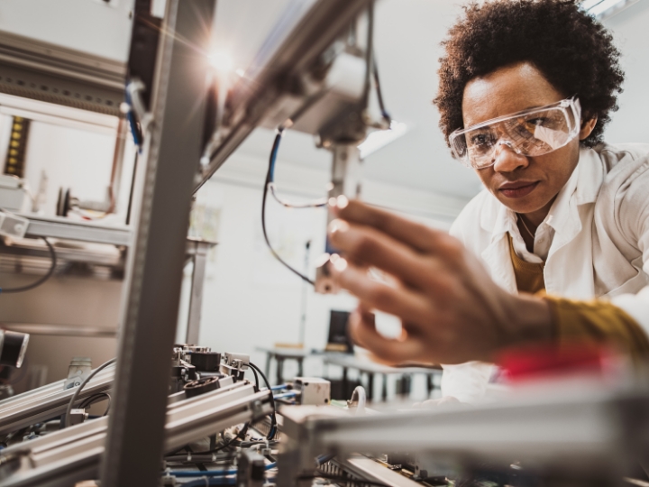 researcher in lab 