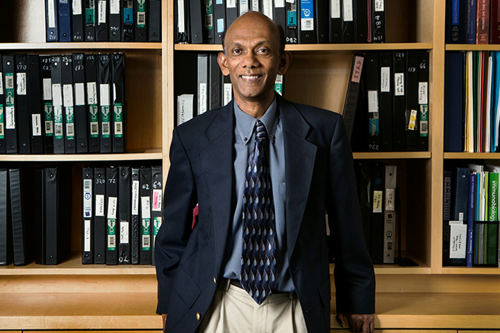 Hugh Roy and Lillie Cranz Cullen Endowed Professor of biomedical engineering Chandra Mohan