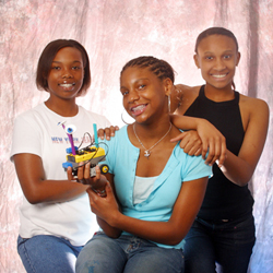 Photo: Dezranique Stansberry, Chase Williams
and Arielle Auguillard